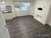 4 bedroom semi detached house to rent