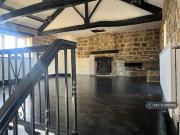 4 bedroom semi detached house to rent