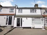 4 bedroom Semi Detached House to rent, Grosvenor Road,...