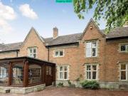4 Bedroom Semi detached Villa For Rent In Worcester