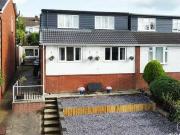 4 bedroom semidetached bungalow for sale in Dark Lane...