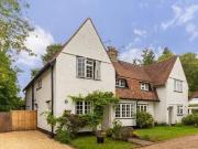 4 bedroom semidetached house for rent in Eastholm Green...