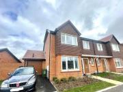 4 bedroom semidetached house for rent in Vernon Drive...