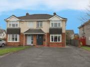4 bedroom semidetached house for sale in 107 Riveroaks...