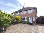 4 bedroom semidetached house for sale in Boxalls Grove...