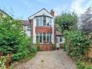 4 bedroom semidetached house for sale in Floral Avenue...