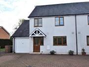 4 bedroom semidetached house for sale in High Street...