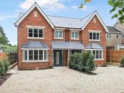 4 bedroom semidetached house for sale in Leckhampton...