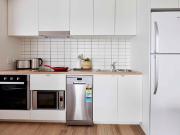 5 Bedroom Shared Bathroom, King Single Bed