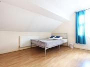 4 Bedroom Shared Living/roommate London London 90559673