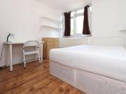 4 Bedroom Shared Living/roommate London London LS90559837