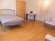 4 Bedroom Shared Living/roommate London London LS90560084