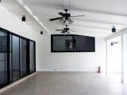 4 Bedroom Stylish House and Lot for Rent/Lease at...