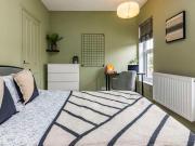 4 Bedroom Terraced House