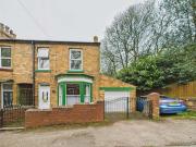 4 Bedroom Terraced House