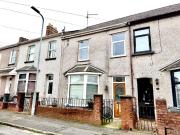 4 Bedroom Terraced House 4 Bedroom Terraced House