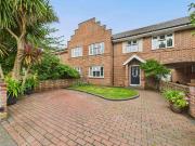 4 Bedroom Terraced House