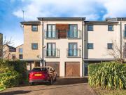 4 Bedroom Terraced House