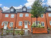 4 Bedroom Town House