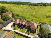 4 Bedroom Terraced House