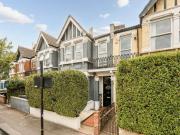 4 Bedroom Terraced House