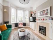 4 Bedroom Terraced House