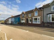 4 Bedroom Terraced House