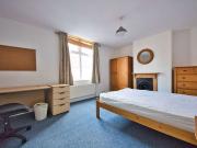 4 Bedroom Terraced House