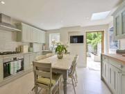 4 Bedroom Terraced House