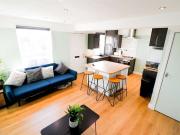 4 Bedroom Terraced House
