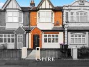 4 Bedroom Terraced House