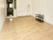 4 Bedroom Terraced House