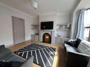 4 Bedroom Terraced House