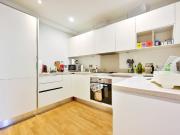 4 bedroom terraced house for rent in Avonmore Road, West...