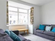 4 bedroom terraced house for rent in Beverley Road,...