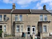 4 bedroom terraced house for rent in Bradford Road Bath BA2