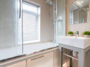 4 bedroom terraced house for rent in Carlton Road,...