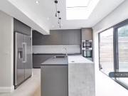 4 bedroom terraced house for rent in Chelmsford,...