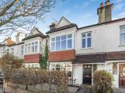 4 bedroom terraced house for rent in Clock House Road,...