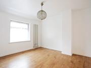 4 bedroom terraced house for rent in Denny Gardens,...