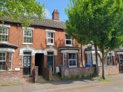 4 bedroom terraced house for rent in Doris Road,...
