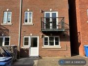 4 bedroom terraced house for rent in Drayton Road,...