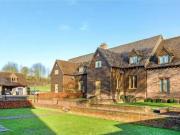 4 bedroom terraced house for rent in Drummonds Fold,...