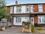 4 bedroom terraced house for rent in Fletcher Road,...
