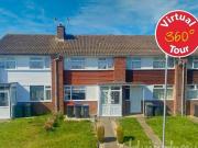 4 bedroom terraced house for rent in Green Dell...