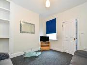 4 bedroom terraced house for rent in Harefield Road,...