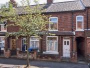 4 bedroom terraced house for rent in Highland Road,...