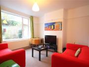 4 bedroom terraced house for rent in Keys Avenue,...