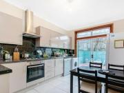 4 Bedroom Terraced House For Rent In London
