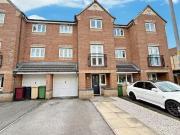 4 bedroom terraced house for rent in Madison Gardens,...